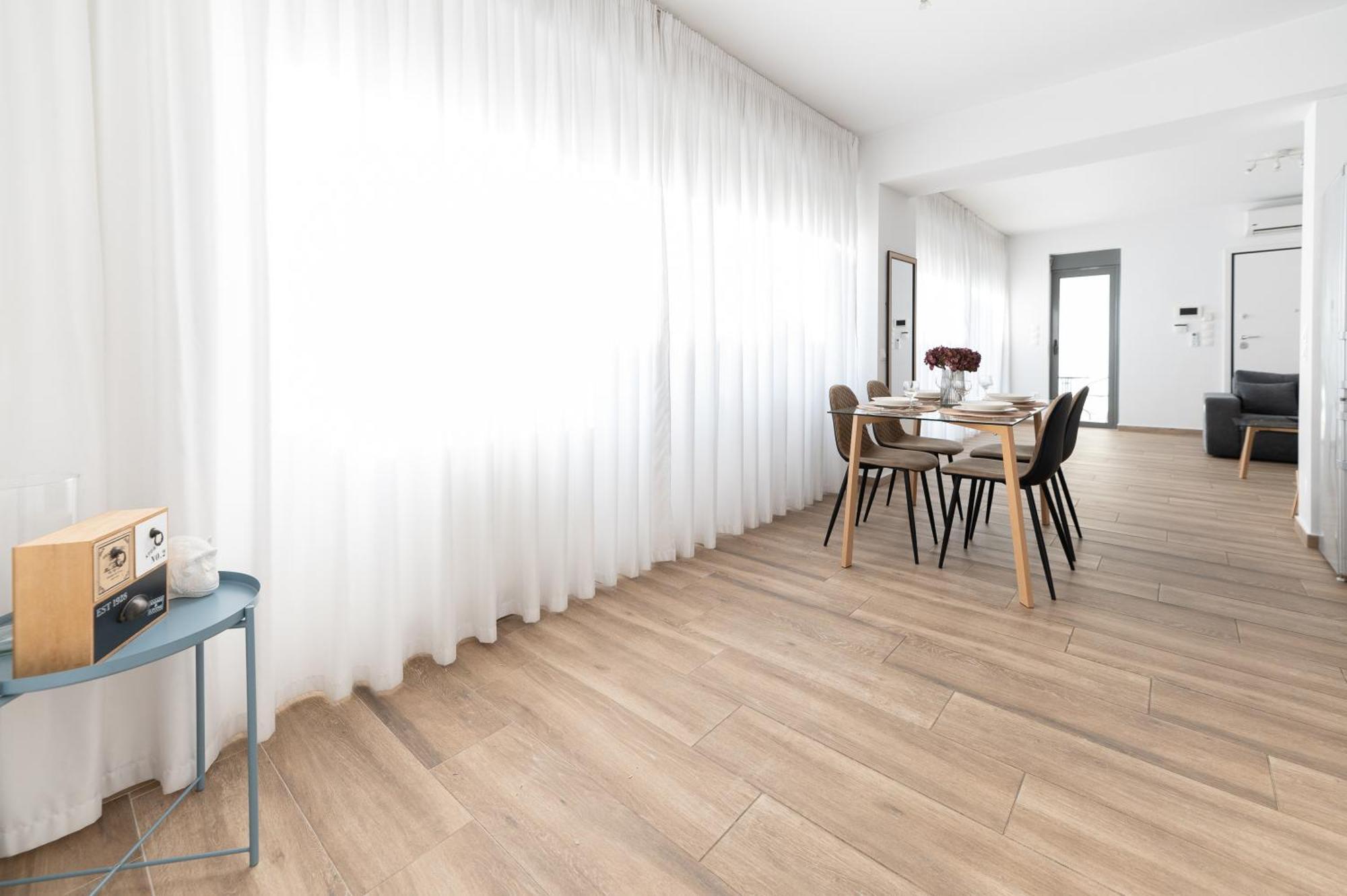 Stylish Spacious Apartment In Palaio Faliro Atena Exterior foto